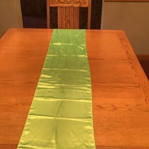 Set of 10 table runners
